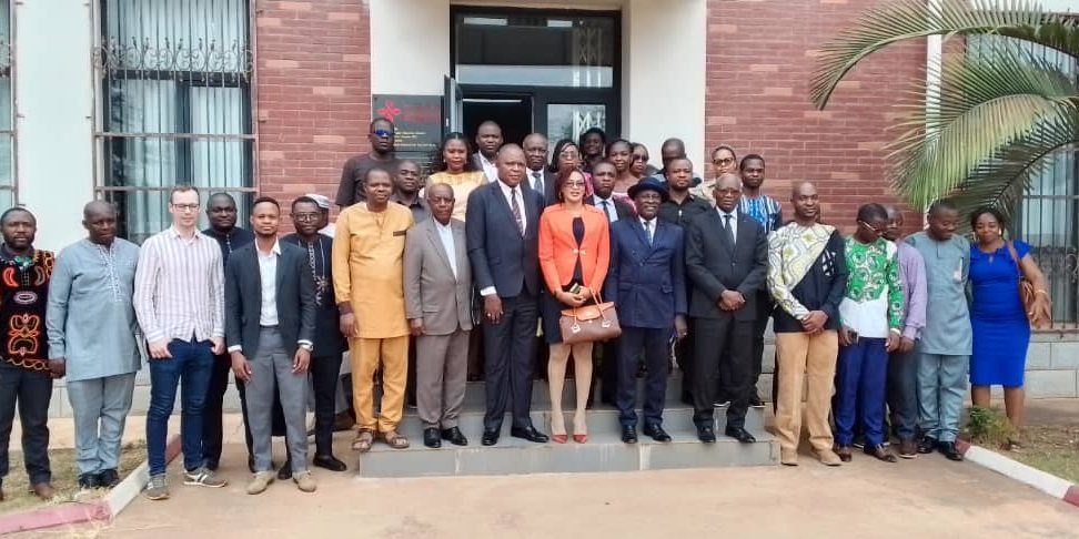 Group_picture_yaoundé_training